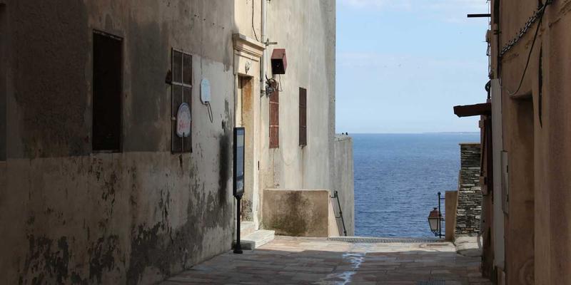 水处理技术全解析：从水资源管理到废水处理的环保实践