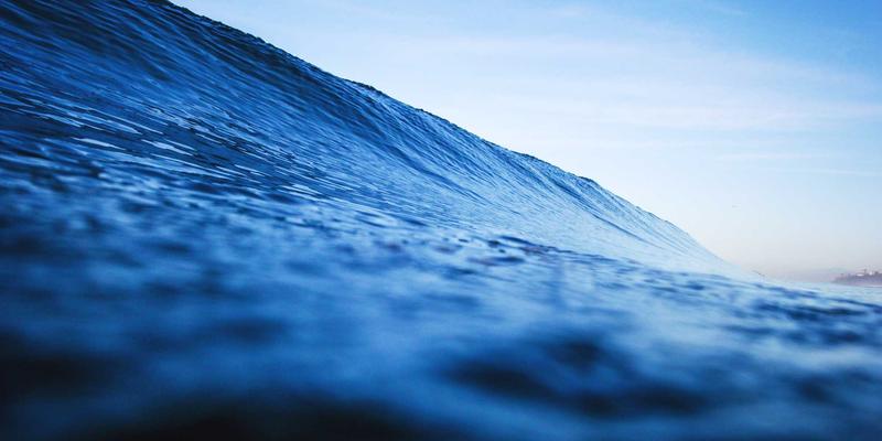 海水淡化预处理工艺优化：微泉科技提供高藻期与生物污堵的可持续解决方案